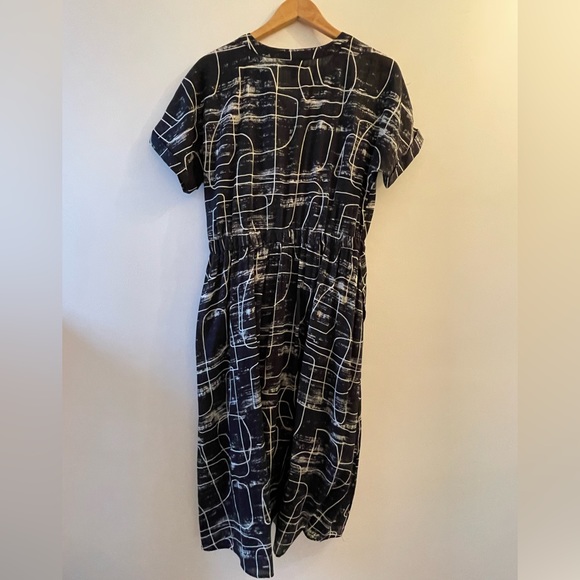 Black and white mod dress - Picture 2 of 5